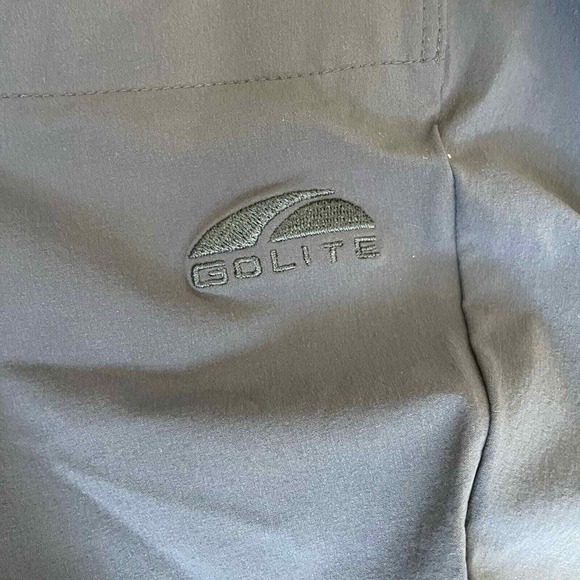 Golite- Women's Outdoor Fitness Tech Multi Pocket Capri Pants - Size‎ 10 - Gray - Picture 4 of 6